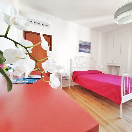 Dimora Sea View Apartment Monopoli Bagian luar foto