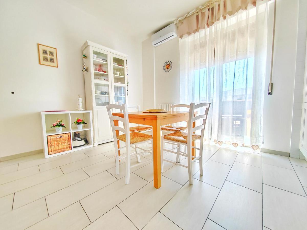 Dimora Sea View Apartment Monopoli Bagian luar foto