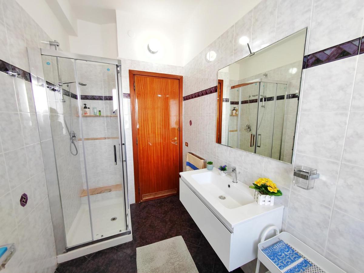 Dimora Sea View Apartment Monopoli Bagian luar foto