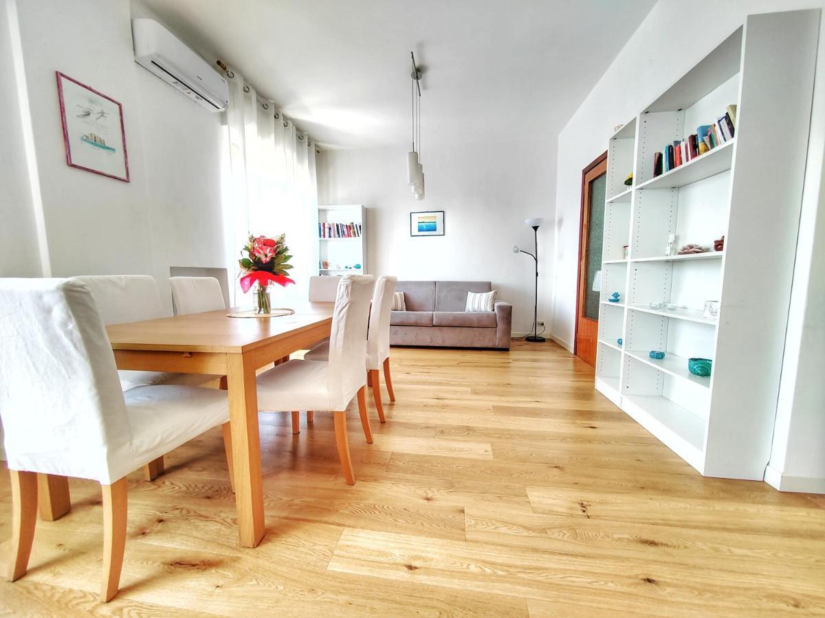 Dimora Sea View Apartment Monopoli Bagian luar foto