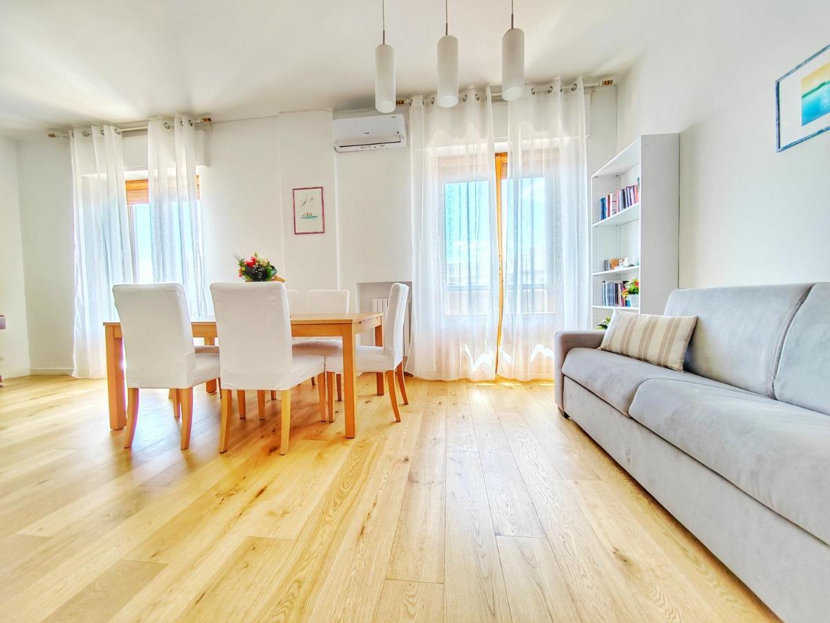 Dimora Sea View Apartment Monopoli Bagian luar foto