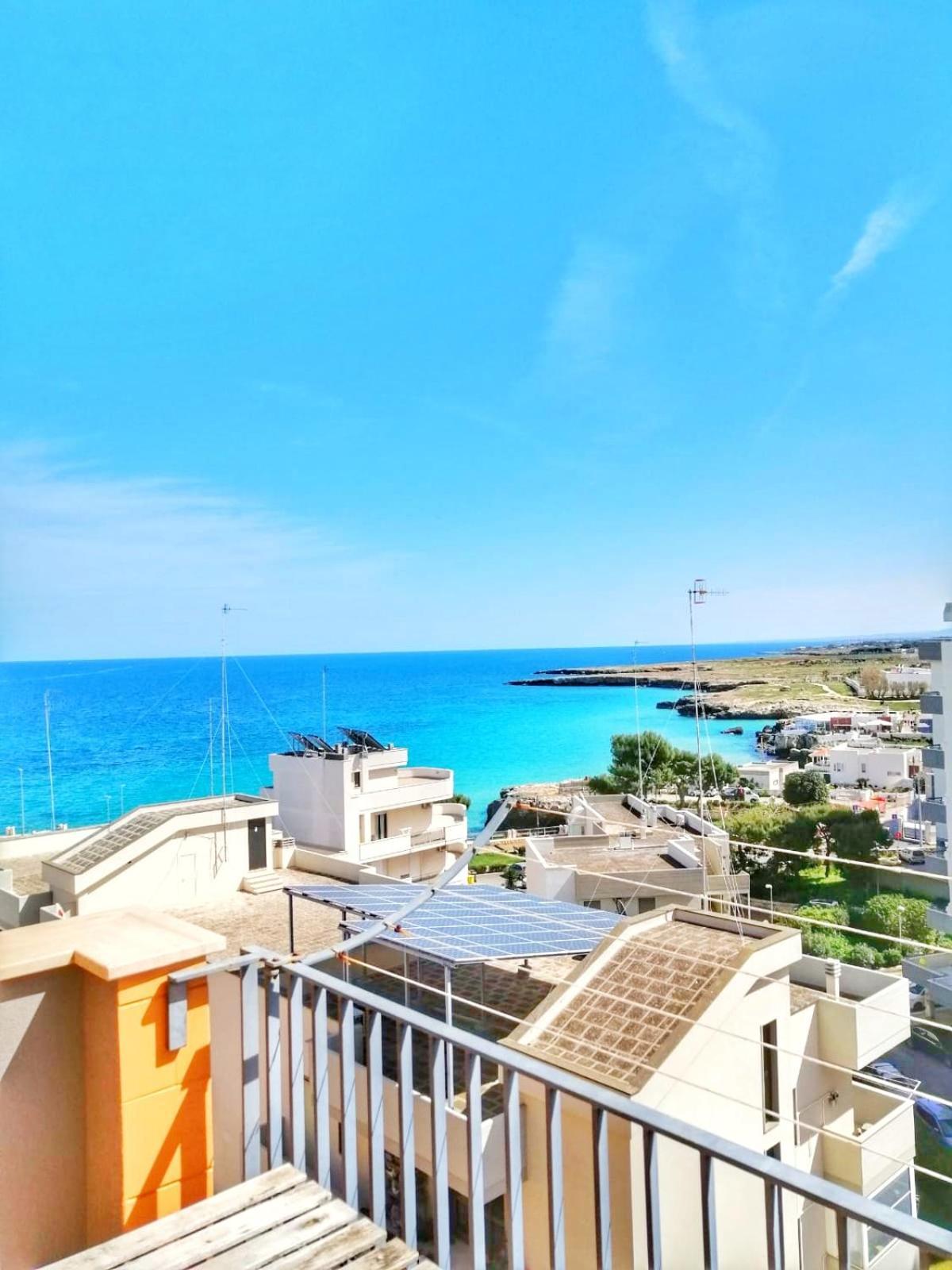 Dimora Sea View Apartment Monopoli Bagian luar foto